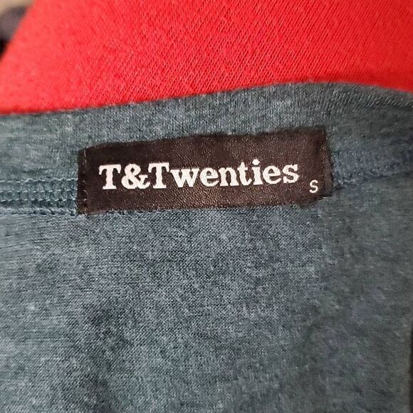 T&TWENTIES OVERSIZED WOMENS TSHIRT - Picture 2 of 3